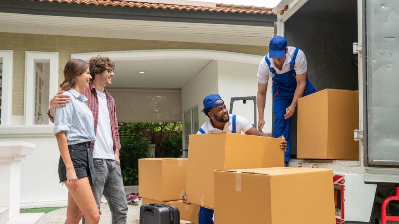 Finding Reliable Movers in Huntington Beach